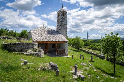 Авдића џамија